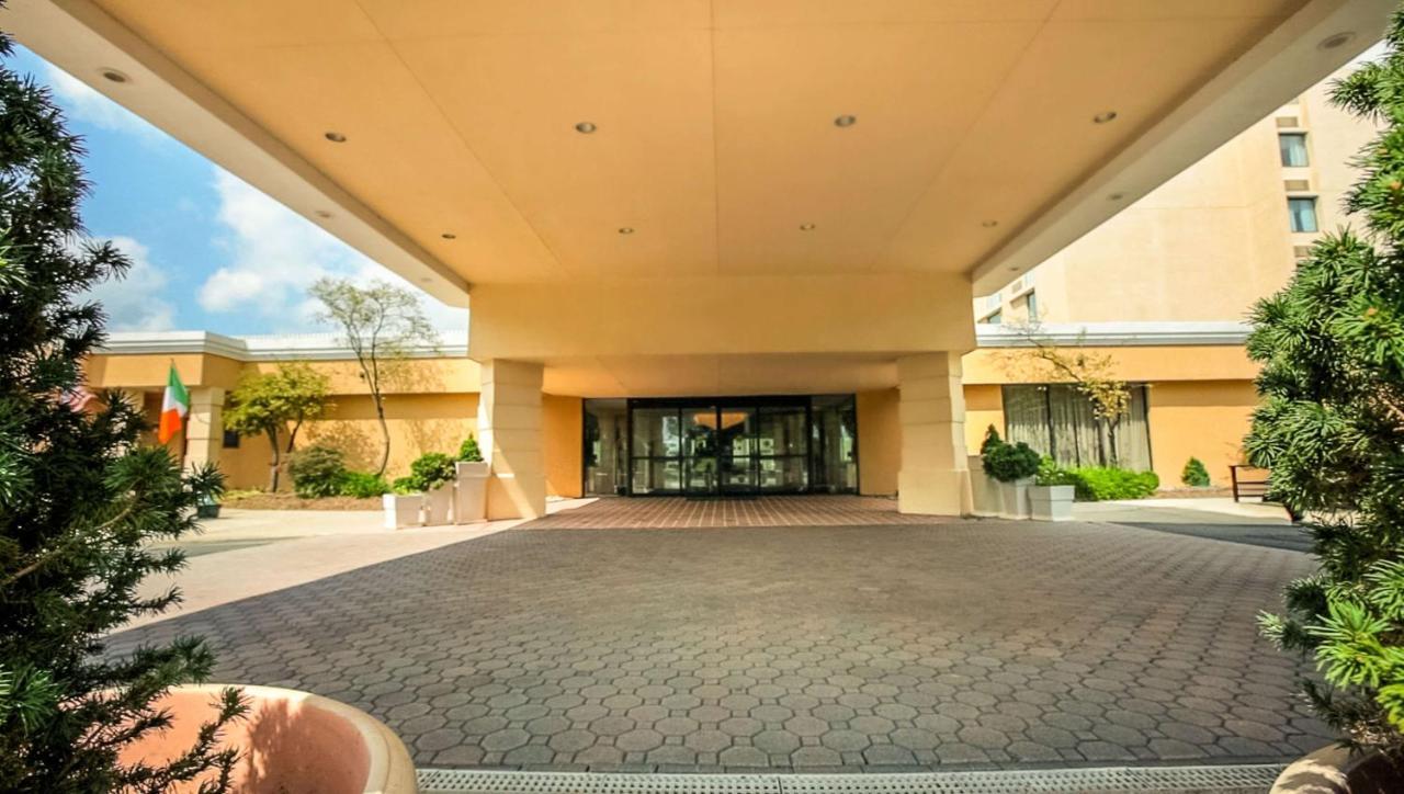 Magnuson Grand & Conference Center Somerset-Bridgewater エクステリア 写真