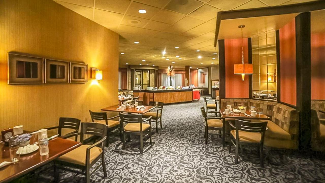 Magnuson Grand & Conference Center Somerset-Bridgewater エクステリア 写真