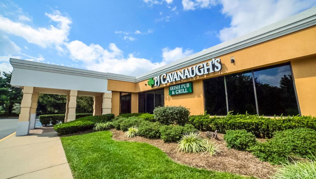 Magnuson Grand & Conference Center Somerset-Bridgewater エクステリア 写真